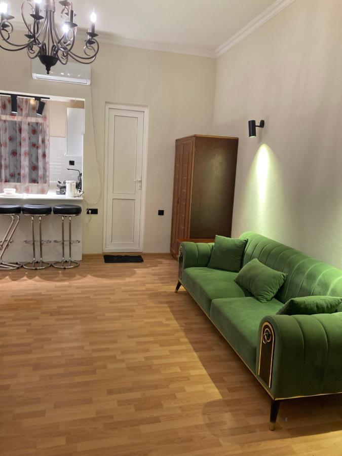 Apartment Kostava 10 Batumi Eksteriør billede